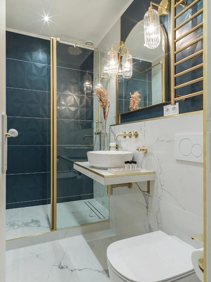 The Pompadour Suite Париж Экстерьер фото