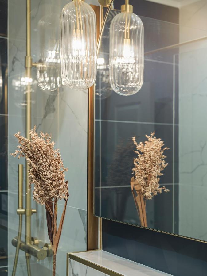 The Pompadour Suite Париж Экстерьер фото