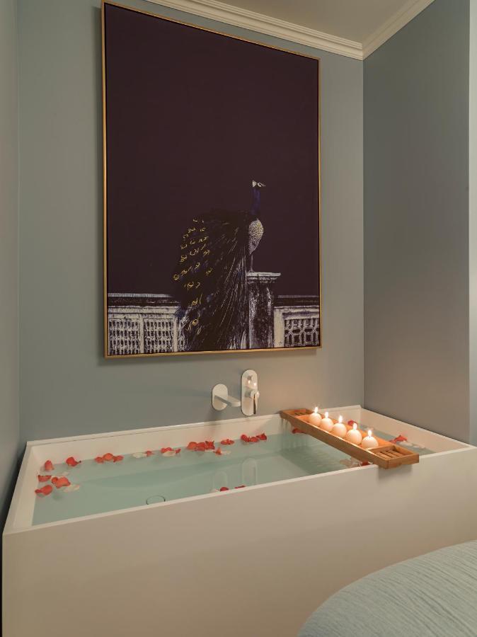 The Pompadour Suite Париж Экстерьер фото